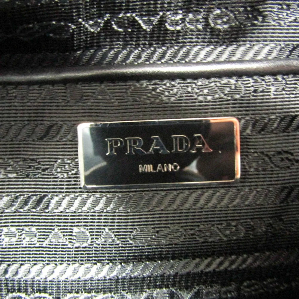 PRADA Red Leather Shoulder Bag - Picture 13 of 15